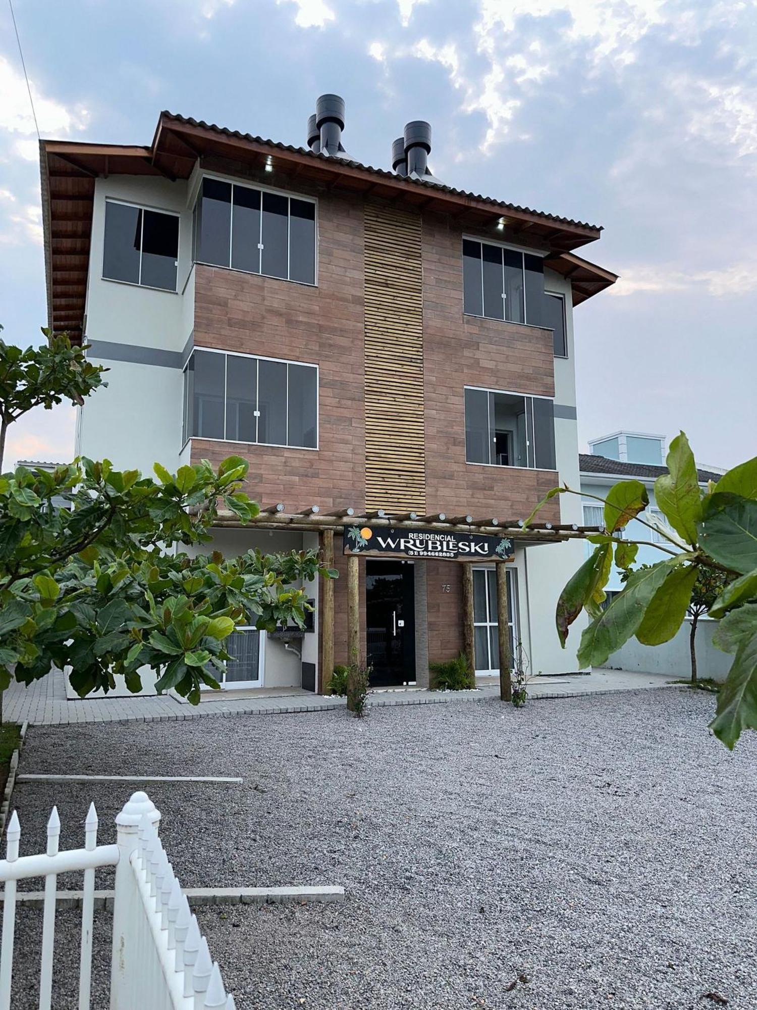 Residencial Wrubleski Sc Pinheira Kültér fotó