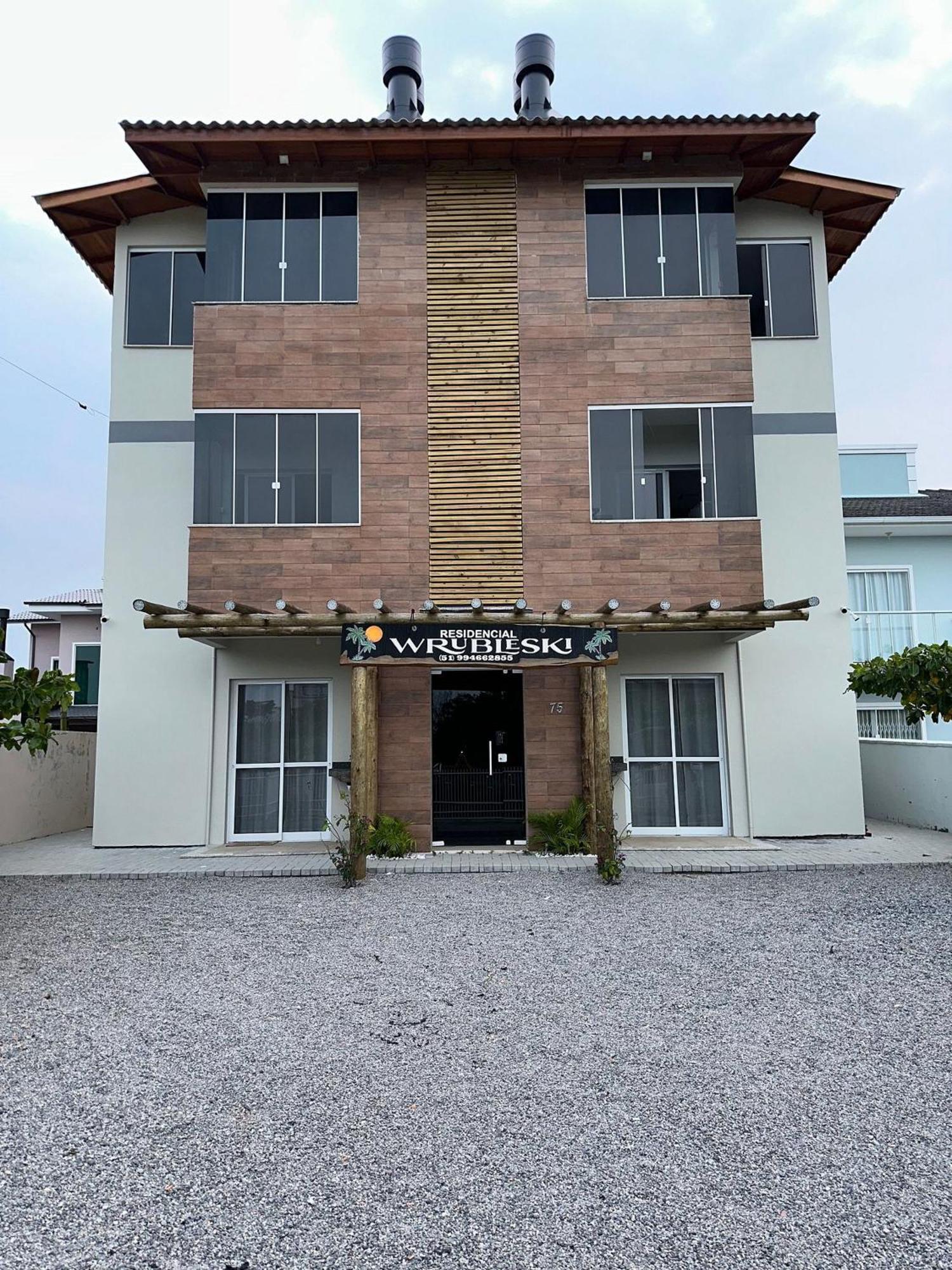 Residencial Wrubleski Sc Pinheira Kültér fotó