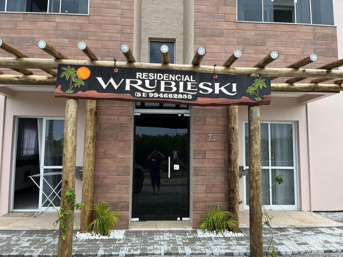 Residencial Wrubleski Sc Pinheira Kültér fotó